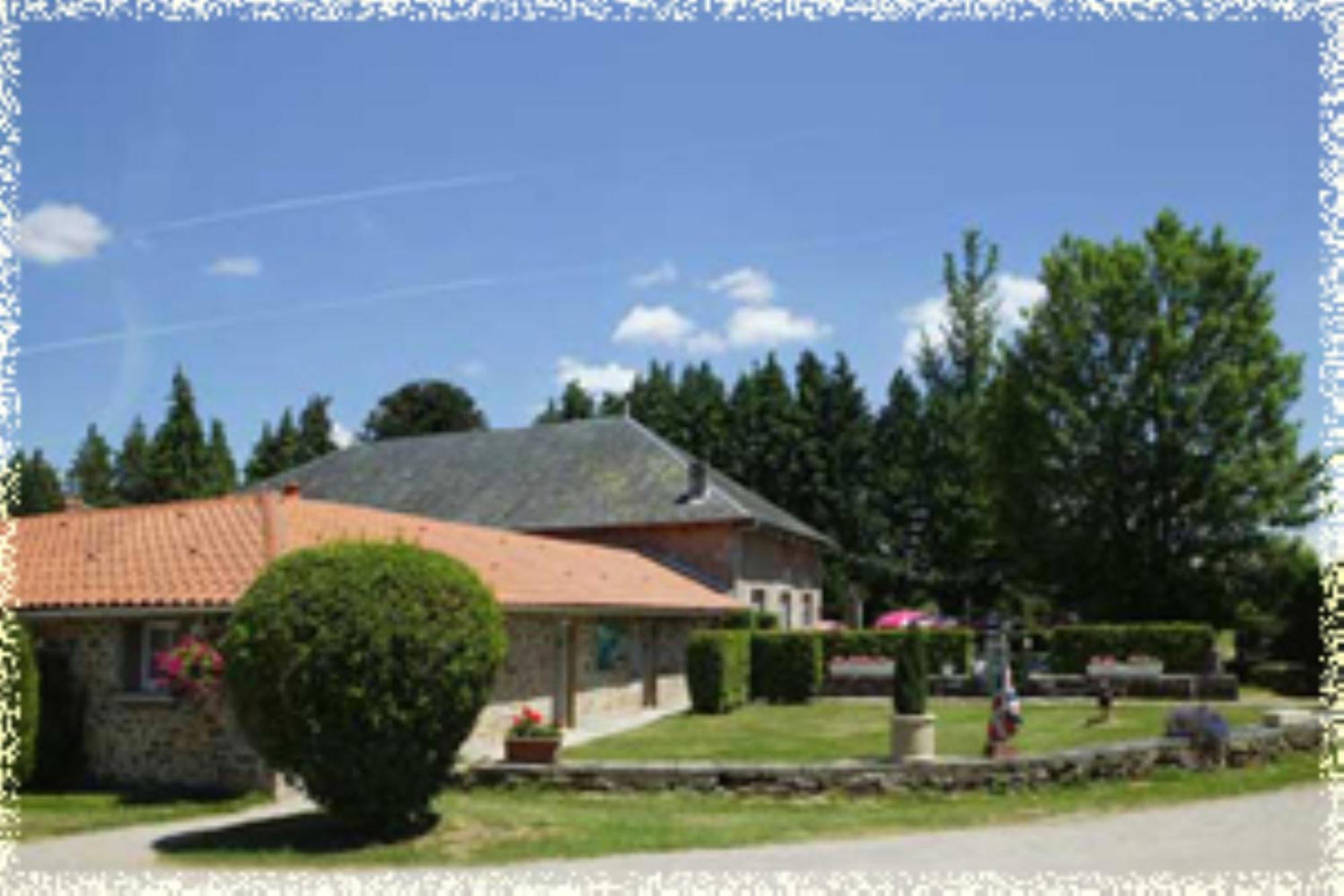 Hotellerie De Plein Air Camping Leychoisier Bonnac-la-Côte Exterior foto